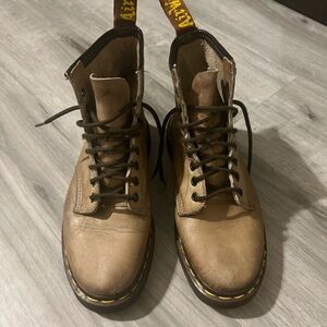 Dr. Martens Vintage Made in England boots